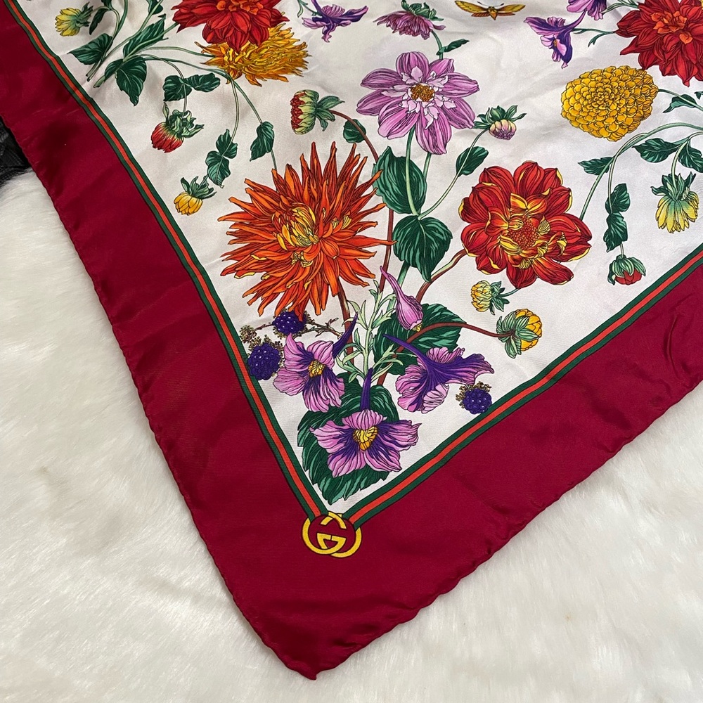 Authentic Gucci Scarf - Picture 8 of 10
